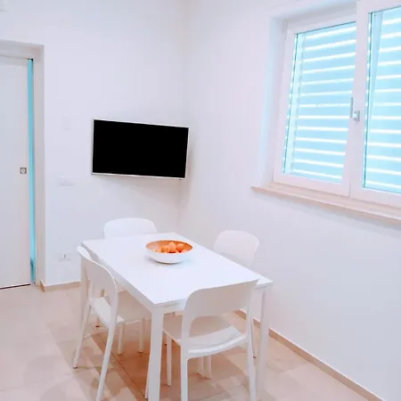 Holiday home Civico92 - - Mola di Bari