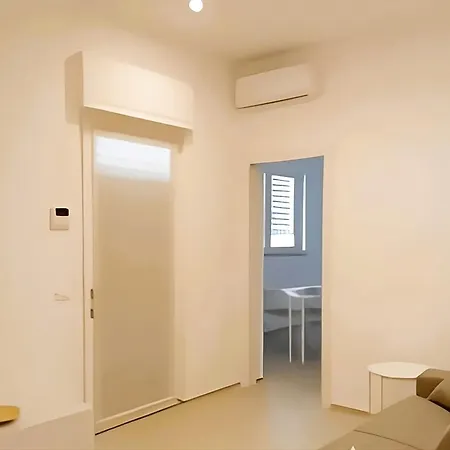 Civico92 - - Holiday home Mola di Bari